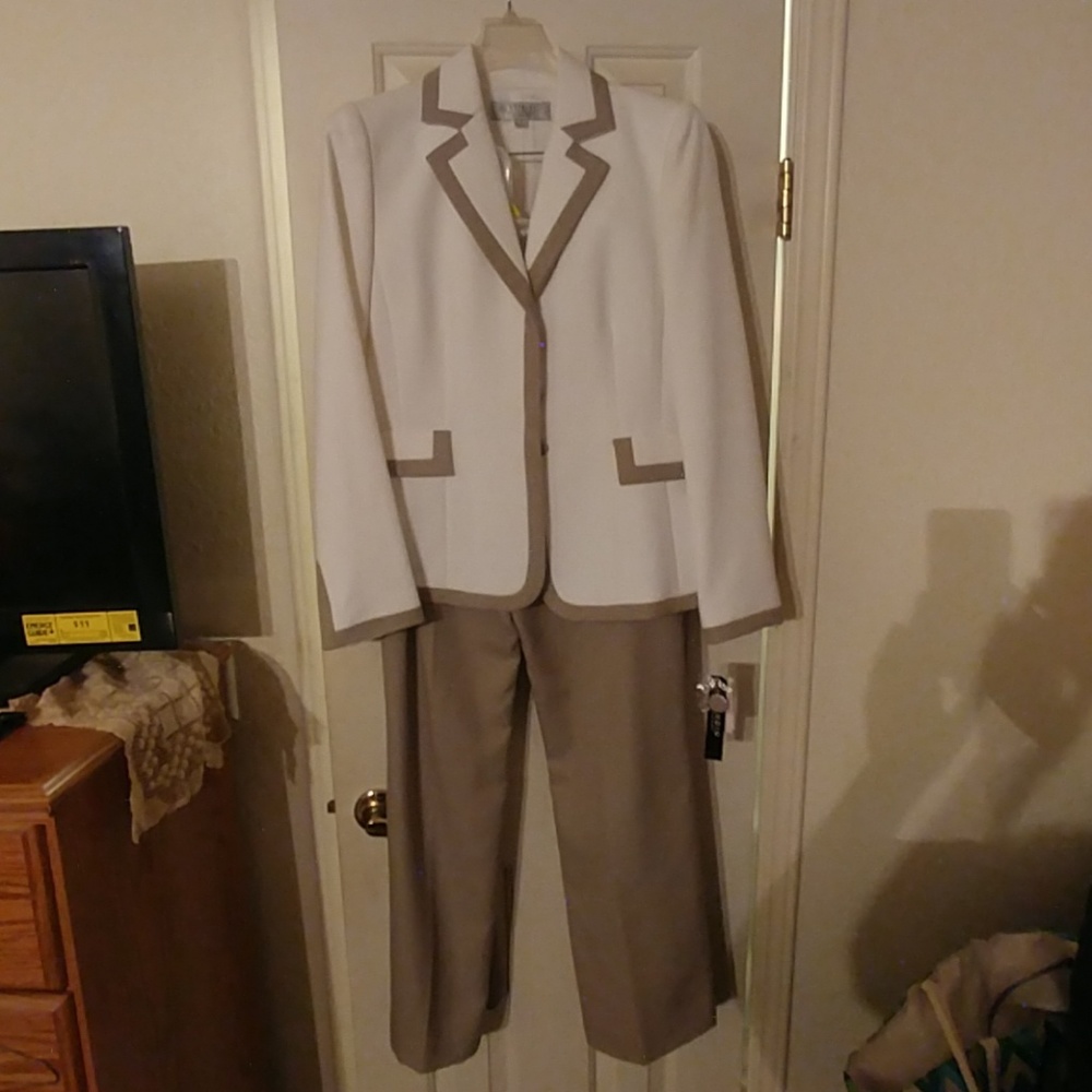 Pant Suit